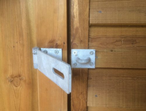 Kick Over Latch